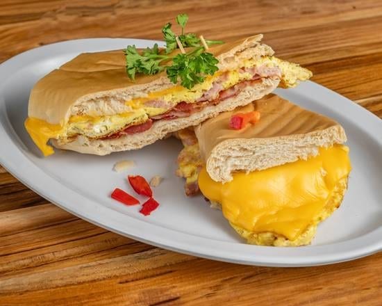 BREAKFAST SANDWICH.