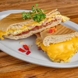 BREAKFAST SANDWICH